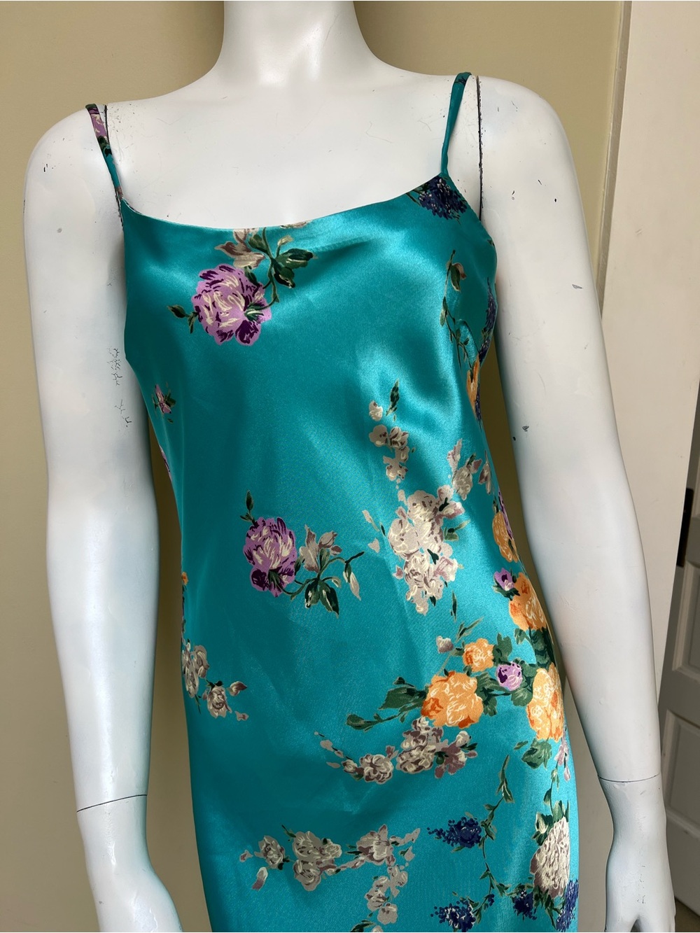 Vintage Floral Slip Dress - Picture 5 of 8